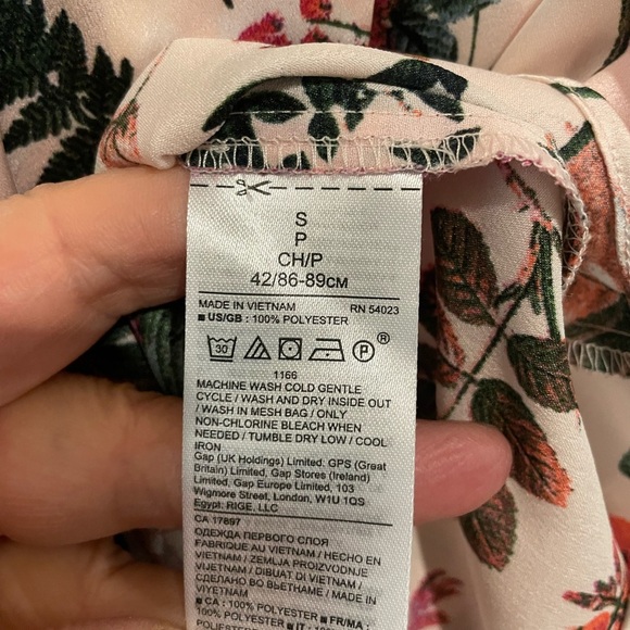 Banana Republic Floral Sleeveless Blouse - Pink and Green - Picture 3 of 4